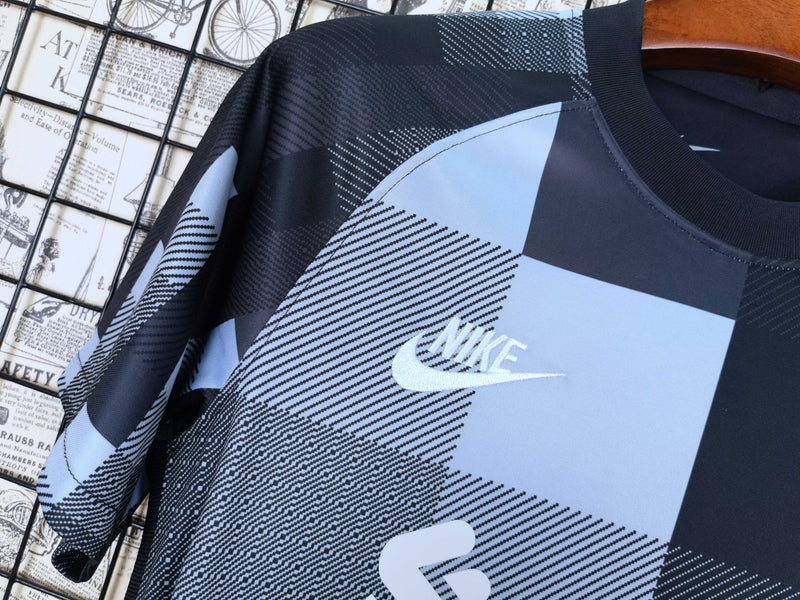 Camisa Liverpool Goleiro 21/22 Torcedor Nike Masculina - Preto