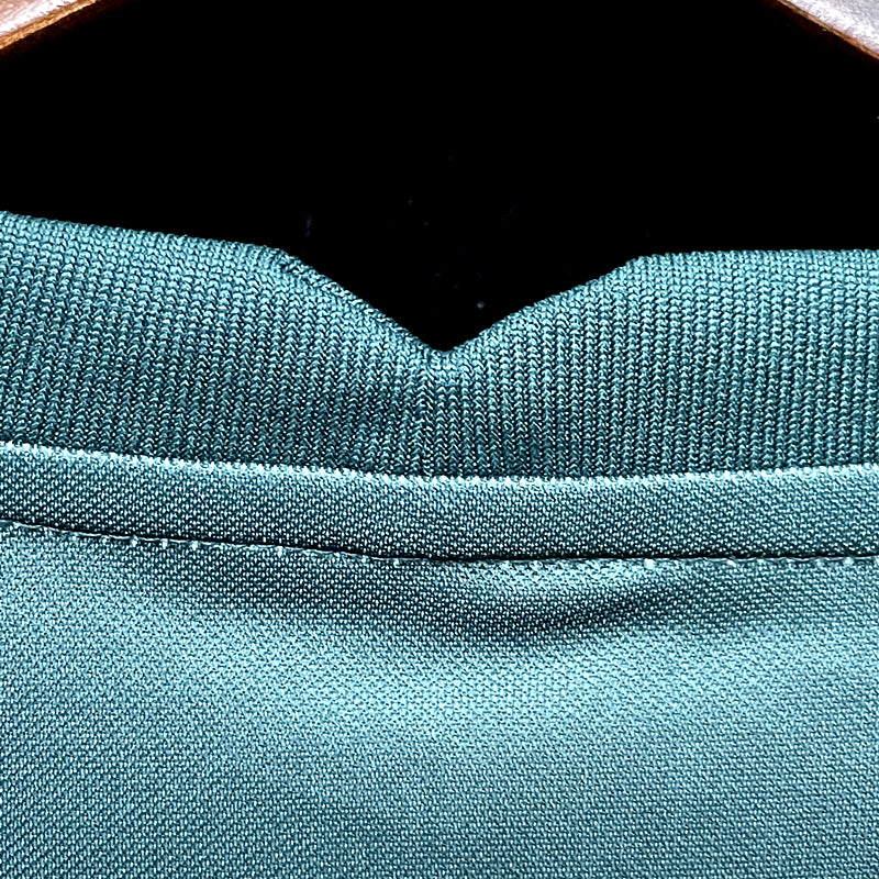 Camisa Liverpool Pré-Jogo 21/22 - Verde
